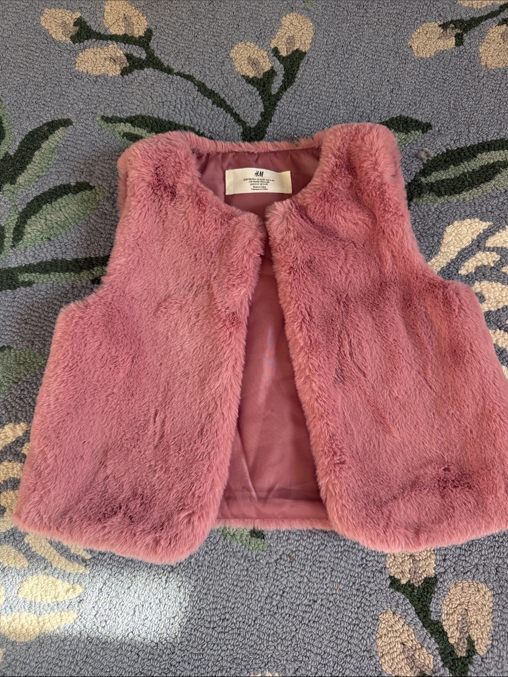 H&M Dusty Rose Faux Fur Vest